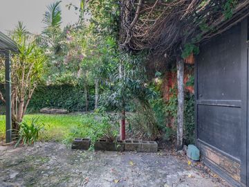VENTA CASA 3 AMBIENTES C/ JARDIN JOSE LEON SUAREZ