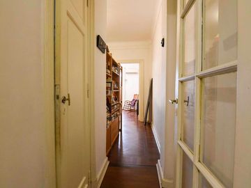 VENTA - Depto. 2 amb y medio con balcón en Almagro