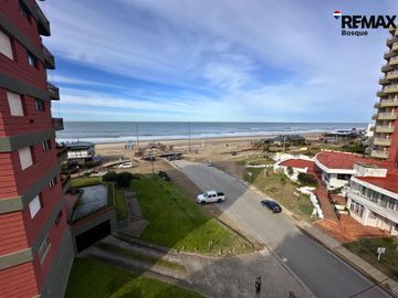 Venta departamento Villa Gesell frente al mar