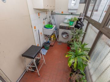 Depto Venta 4 ambientes dependencia Villa Crespo