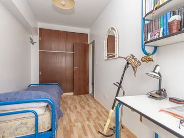 Depto Venta 4 ambientes dependencia Villa Crespo