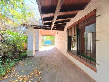 VENTA LOTE 550M2 ZONIFICACION UCA EN PILAR CENTRO