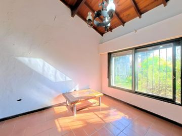 VENTA LOTE 550M2 ZONIFICACION UCA EN PILAR CENTRO