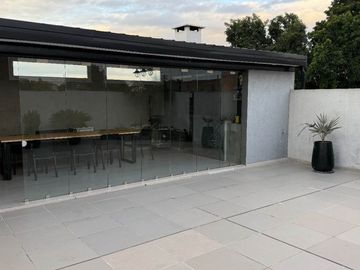 Casa 3 ambientes CON QUINCHO Y TERRAZA en CASEROS