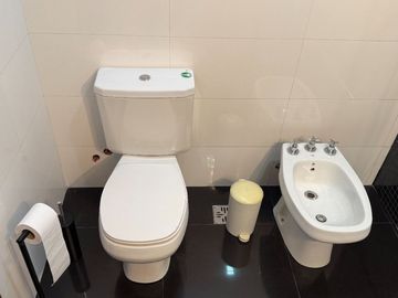 Casa 3 ambientes CON QUINCHO Y TERRAZA en CASEROS