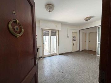 VENTA PH 3 AMB C TERRAZA PATIO Y BALCÓN EN LINIERS
