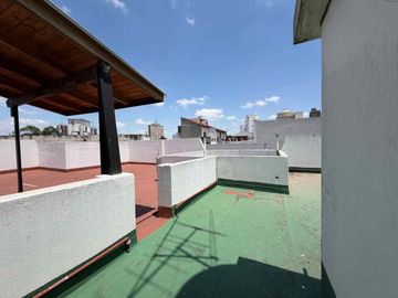 VENTA PH 3 AMB C TERRAZA PATIO Y BALCÓN EN LINIERS