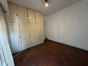 VENTA PH 3 AMB C TERRAZA PATIO Y BALCÓN EN LINIERS
