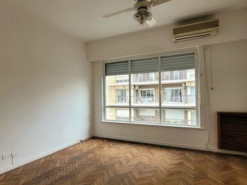 ALQUILER 4 AMBIENTES RECOLETA CON BALCON