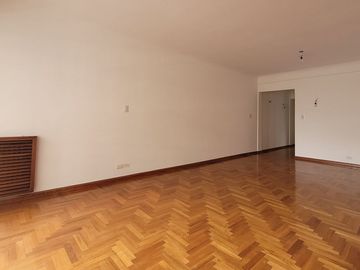 ALQUILER 4 AMBIENTES RECOLETA CON BALCON