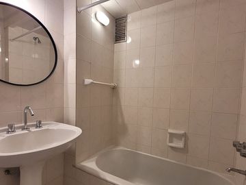 ALQUILER 4 AMBIENTES RECOLETA CON BALCON