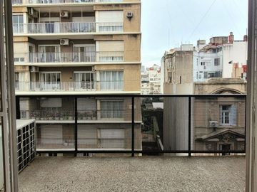 ALQUILER 4 AMBIENTES RECOLETA CON BALCON