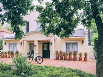 VENTA CASA 4 AMBIENTES ING MASCHWITZ LA ARBOLEDA