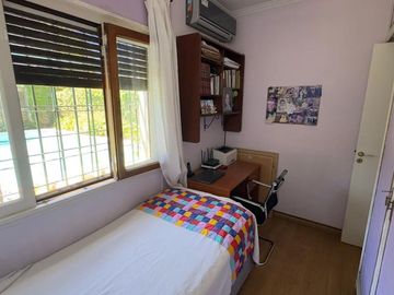VENTA CASA 4 AMBIENTES HURLINGHAM