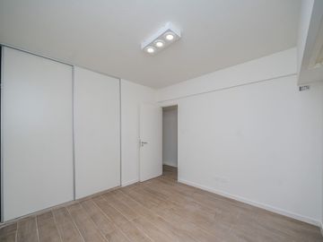 VENTA DEPTO 2 AMB DEVOTO REFACCIONADO A NUEVO