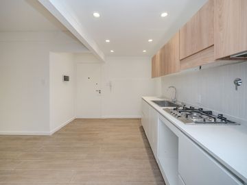 VENTA DEPTO 2 AMB DEVOTO REFACCIONADO A NUEVO