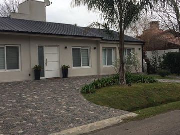 CASA 3 AMBIENTES VENTA COUNTRY BANCO PROVINCIA.