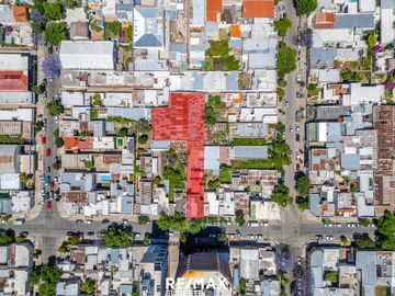 VENTA LOTE + CASAS + LOCAL EN EL MACROCENTRO