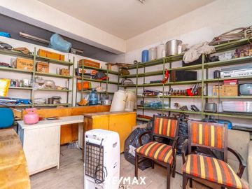 VENTA LOTE + CASAS + LOCAL EN EL MACROCENTRO