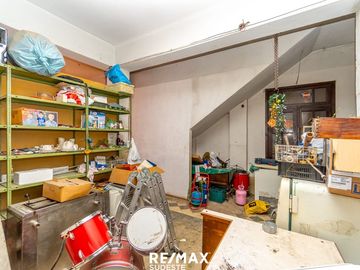 VENTA LOTE + CASAS + LOCAL EN EL MACROCENTRO