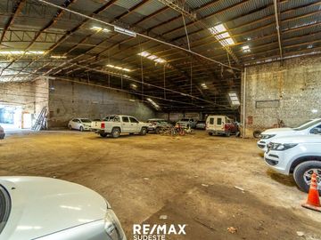 VENTA LOTE + CASAS + LOCAL EN EL MACROCENTRO