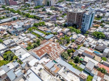VENTA LOTE + CASAS + LOCAL EN EL MACROCENTRO