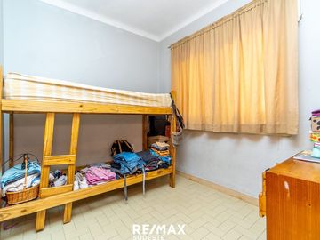 VENTA LOTE + CASAS + LOCAL EN EL MACROCENTRO