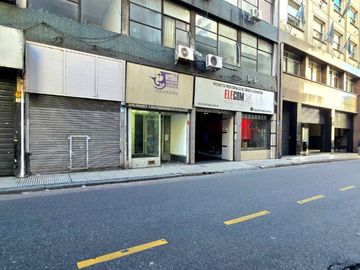Venta Local 205 m2 totales deposito San Nicolas