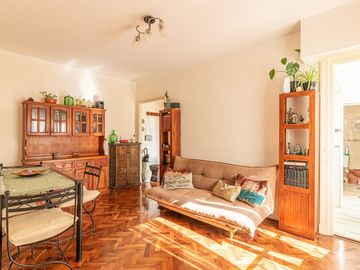 Venta Dpto 3 Amb, Caballito, c/balcon y Dependenci