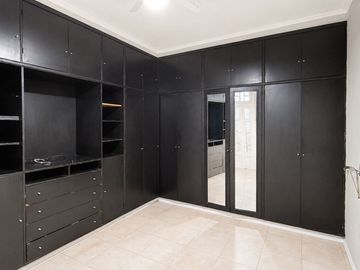 Casa + Consultorio IndependT 140M2 Rioja Urquiza