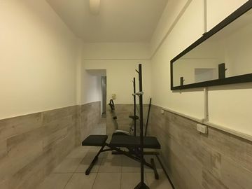 VENTA PH 4 AMB FLORES CON COCHERA CUBIERTA 2 AUTOS