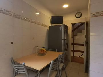 VENTA PH 4 AMB FLORES CON COCHERA CUBIERTA 2 AUTOS