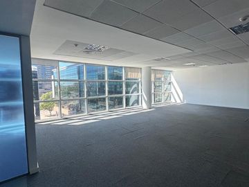 VENTA OFICINA PREMIUM CAPITALINAS CORDOBA 180M2