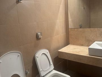 VENTA OFICINA PREMIUM CAPITALINAS CORDOBA 180M2