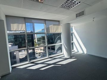 VENTA OFICINA PREMIUM CAPITALINAS CORDOBA 180M2