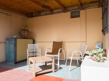 VENTA PH 4 AMBIENTES CON PATIO COCHERA EN WILDE