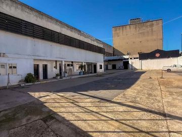 VENTA LOTE 10.300 M2 AVELLANEDA