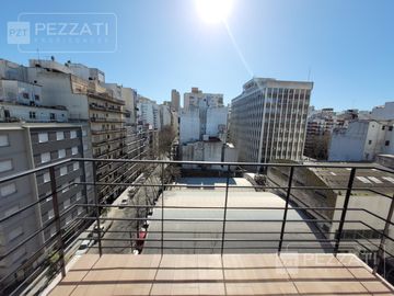 Departamento en alquiler. 24 meses. Z/ Centro .Al frente. Balcon. amoblado. Impecable