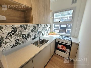 Departamento en alquiler. 24 meses. Z/ Centro .Al frente. Balcon. amoblado. Impecable