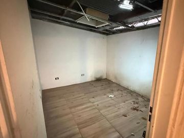 Galpón de 400 mts2 en Alquiler en Avellaneda