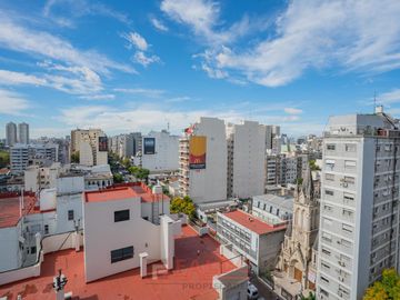 2 ambientes-  Terrero y Av. Rivadavia- Al frente