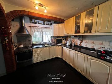 Casa en  Venta de 4 ambientes