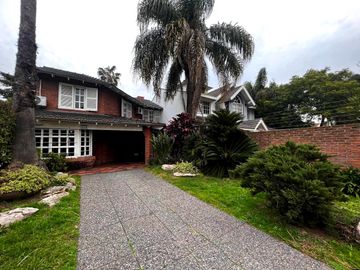 Casa en  Venta de 4 ambientes