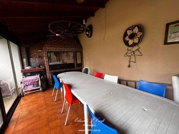 Casa en  Venta de 4 ambientes