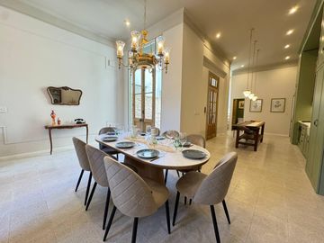VENTA: casa de 3 dormitorios con patio, terraza y pileta. Pichincha, Rosario