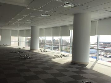 Alquiler de oficina de 557 m2 en Vicente López