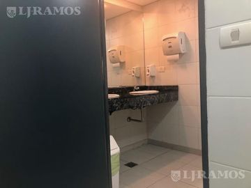 Alquiler de oficina de 557 m2 en Vicente López