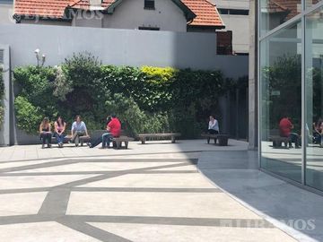 Alquiler de oficina de 557 m2 en Vicente López