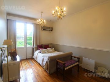 Venta casa de 8 ambientes con garage - Belgrano