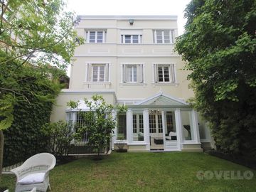 Venta casa de 8 ambientes con garage - Belgrano